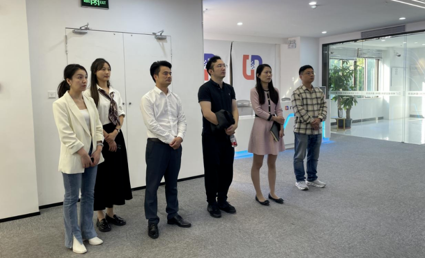 北京大学先进制造与机器人学院到kdpay钱包(中国)公司考察研讨(图1)